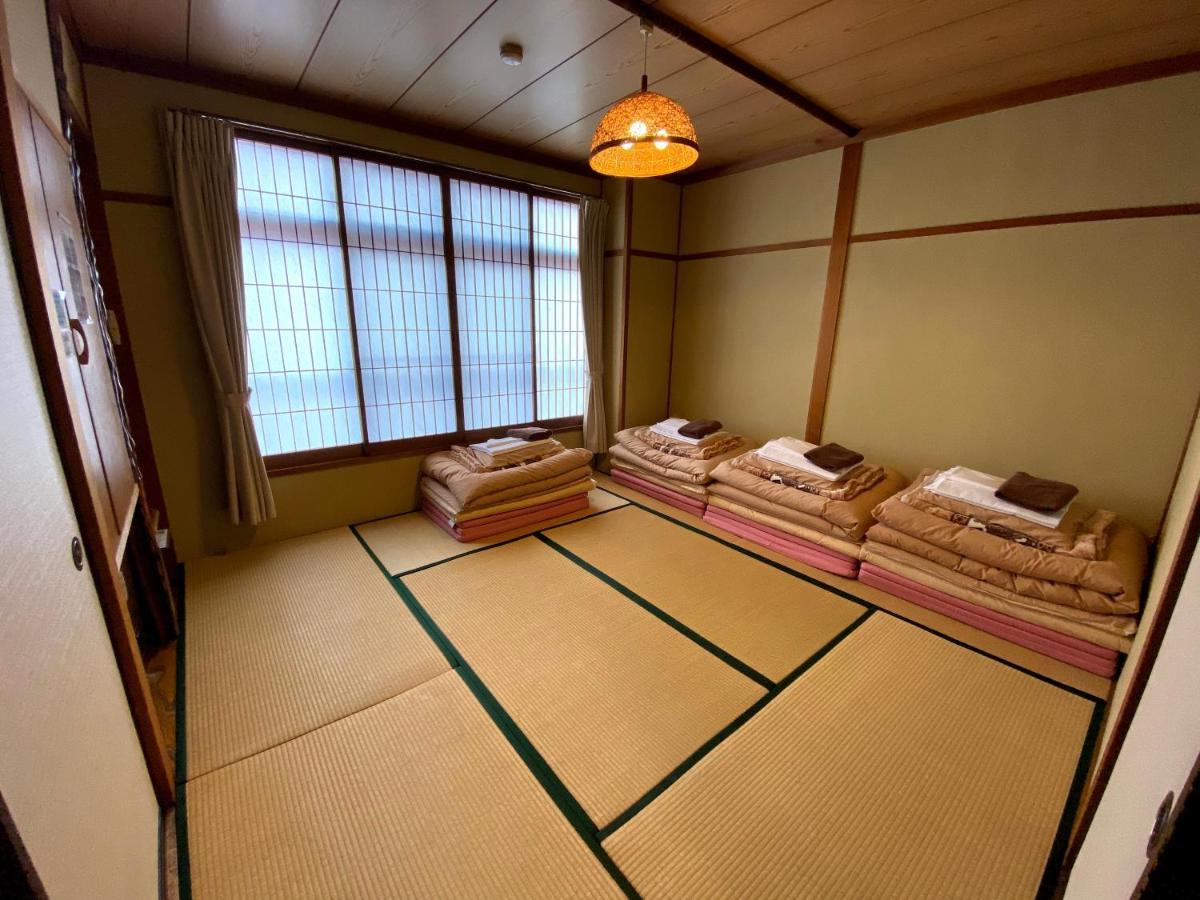 J-Hoppers Hida Takayama Guest House Exterior photo